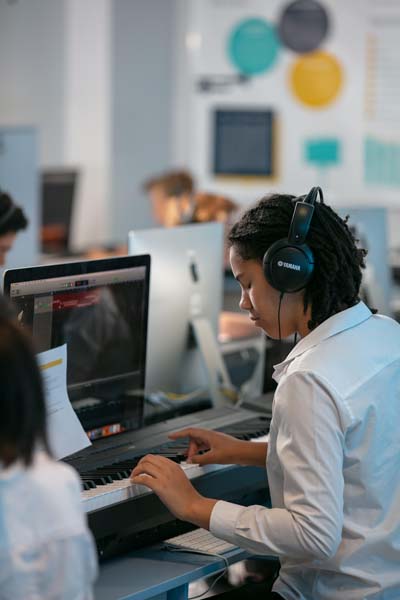 The Benefits of Coding in School and How to Teach It | Nord Anglia Education - The Benefits of Coding in School and How to Teach It