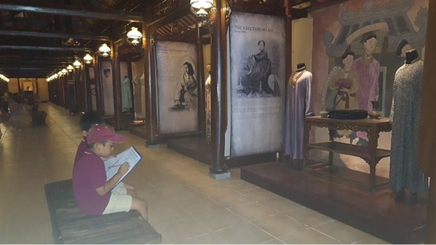 Year 2 Trip - Bao Tang Ao Dai Museum | BIS HCMC-year-2-trip-to-the-bao-tang-ao-dai-museum-AODAI8