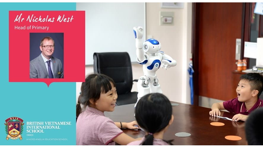 robot NAO visited BVIS Hanoi 1