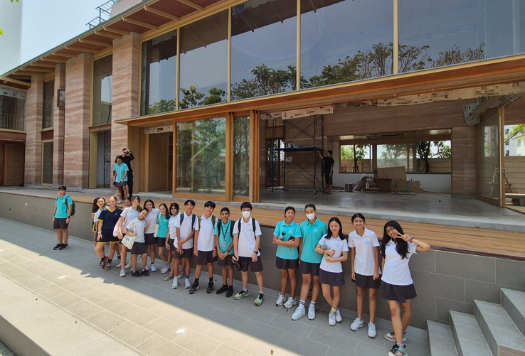 Year 8 students explore sustainable architecture beyond the classroom-sustainable architecture beyond the classroom-field trip