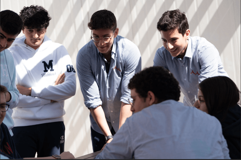 International Schools in Amman, Jordan | Nord Anglia Education - Feature Cards Pattern