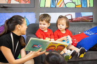students learning the Vietnamese education curriculum in school