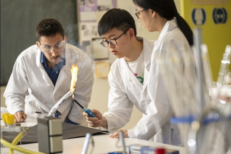 5 tips to support your child when studying physics - 5 tips to support your child when studying physics