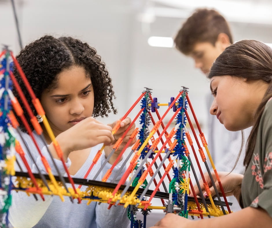 NAE Short Courses Programme | Ages 11-18 | Nord Anglia - Secondary Introduction