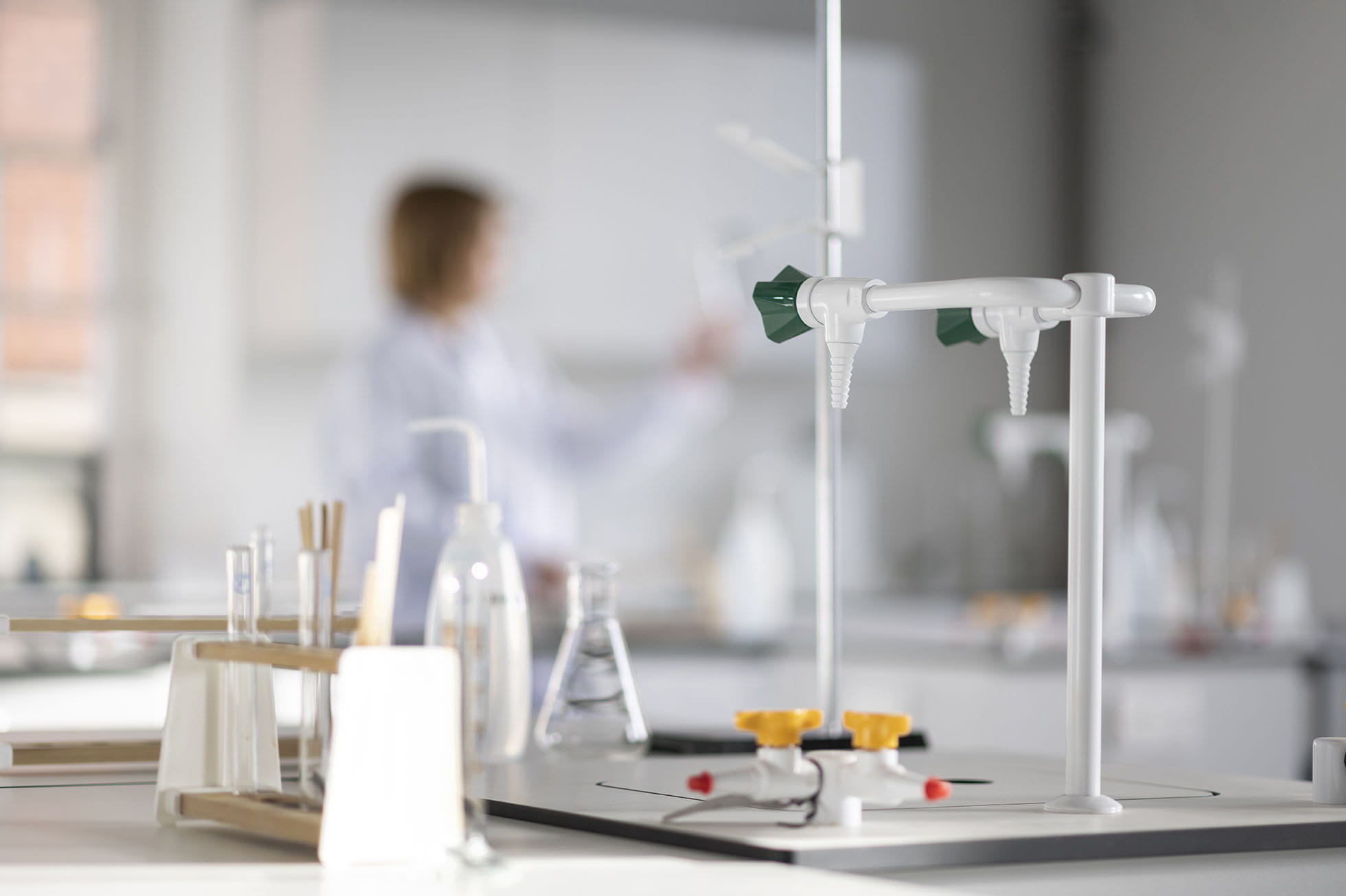 STEAM Pioneers - Carousel Default