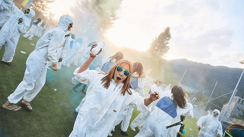 Swiss Summer Camps - Feature Cards Pattern - Activities