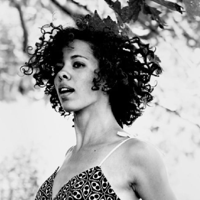 Caroline Fermin Headshot