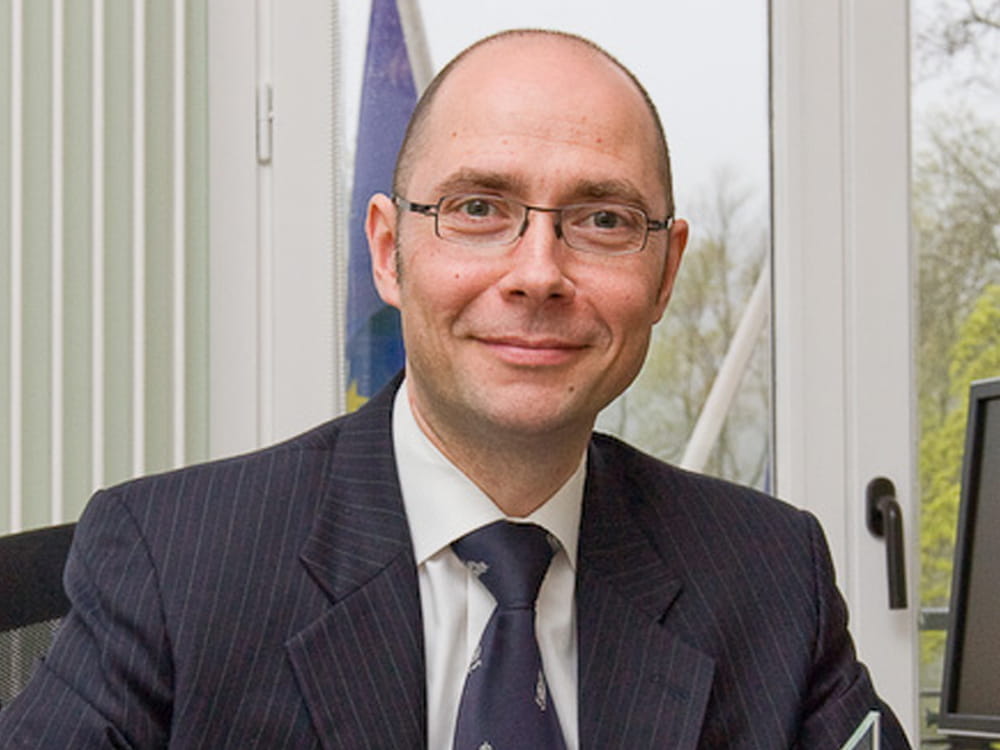 Nord Anglia Welcomes Dr. Steffen Sommer as Directeur Général - Nord Anglia Education Welcomes Dr Steffen Sommer as Directeur Gnral of Collge Champittet