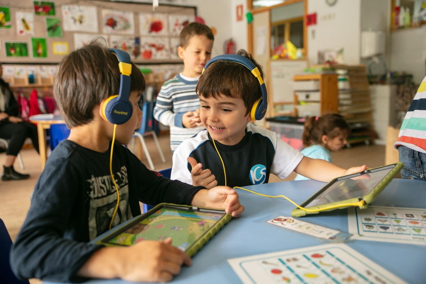 The Benefits of Bilingual Education | Nord Anglia Education-The Benefits of Bilingual Education-bilingual