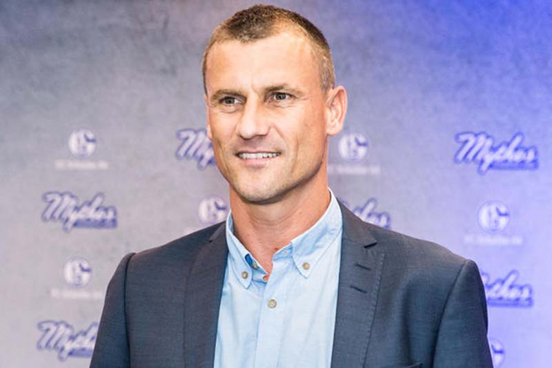 Transcript: A Little Bit of Genius Episode 7 with Ebbe Sand - Transcript A Little Bit of Genius Episode 7 with Ebbe Sand