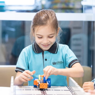 Outstanding Learning Experiences - NAIS Hong Kong