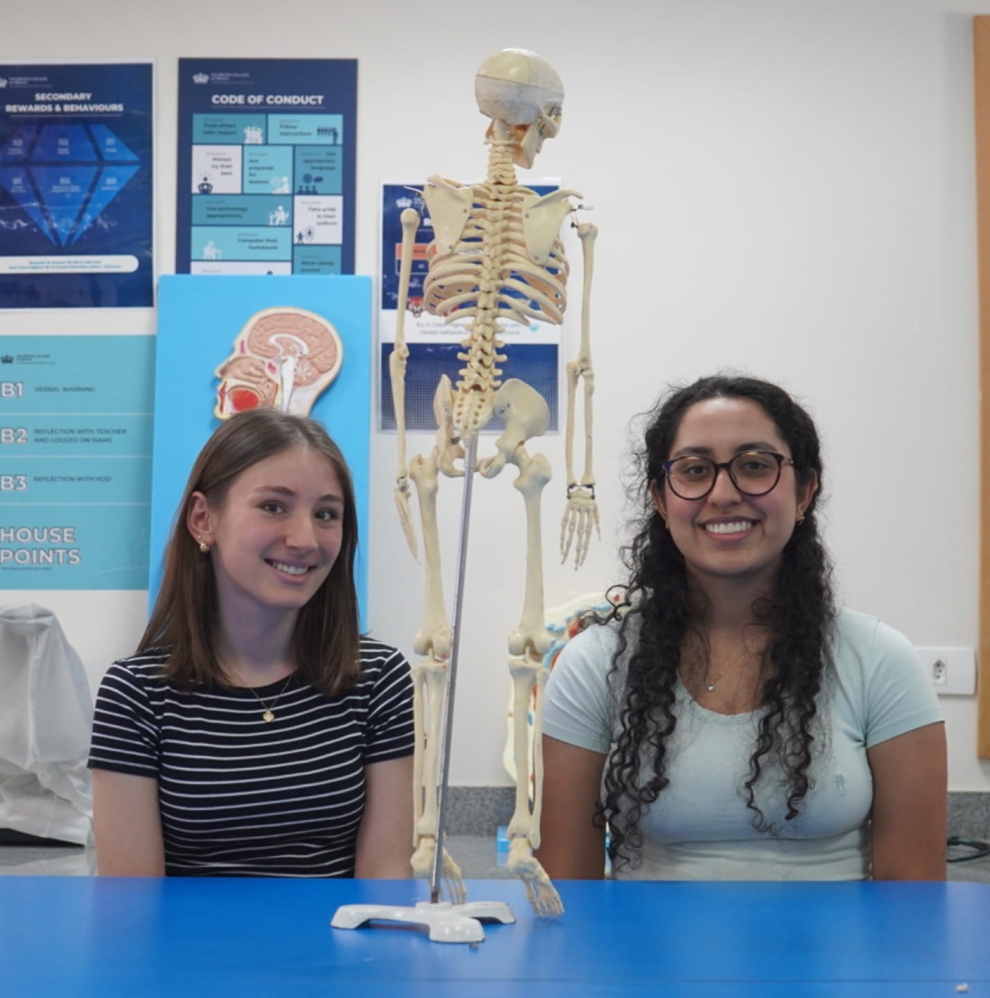 Empoderando Futuras Mulheres na Medicina: Como Alunas do BCB Estão Liderando Mudanças com a SpineSisters - SpineSisters