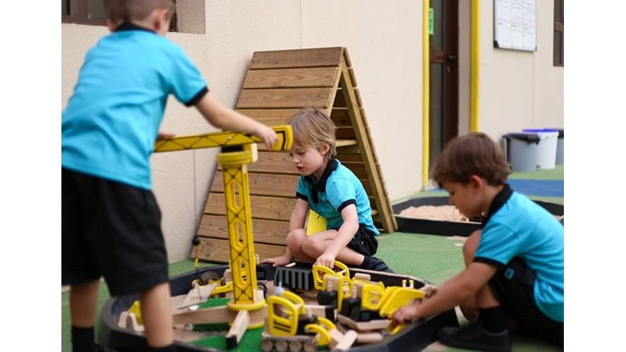 Curriculum Series: What you need to know about the English National Curriculum - curriculum-series-what-you-need-to-know-about-the-english-national-curriculum