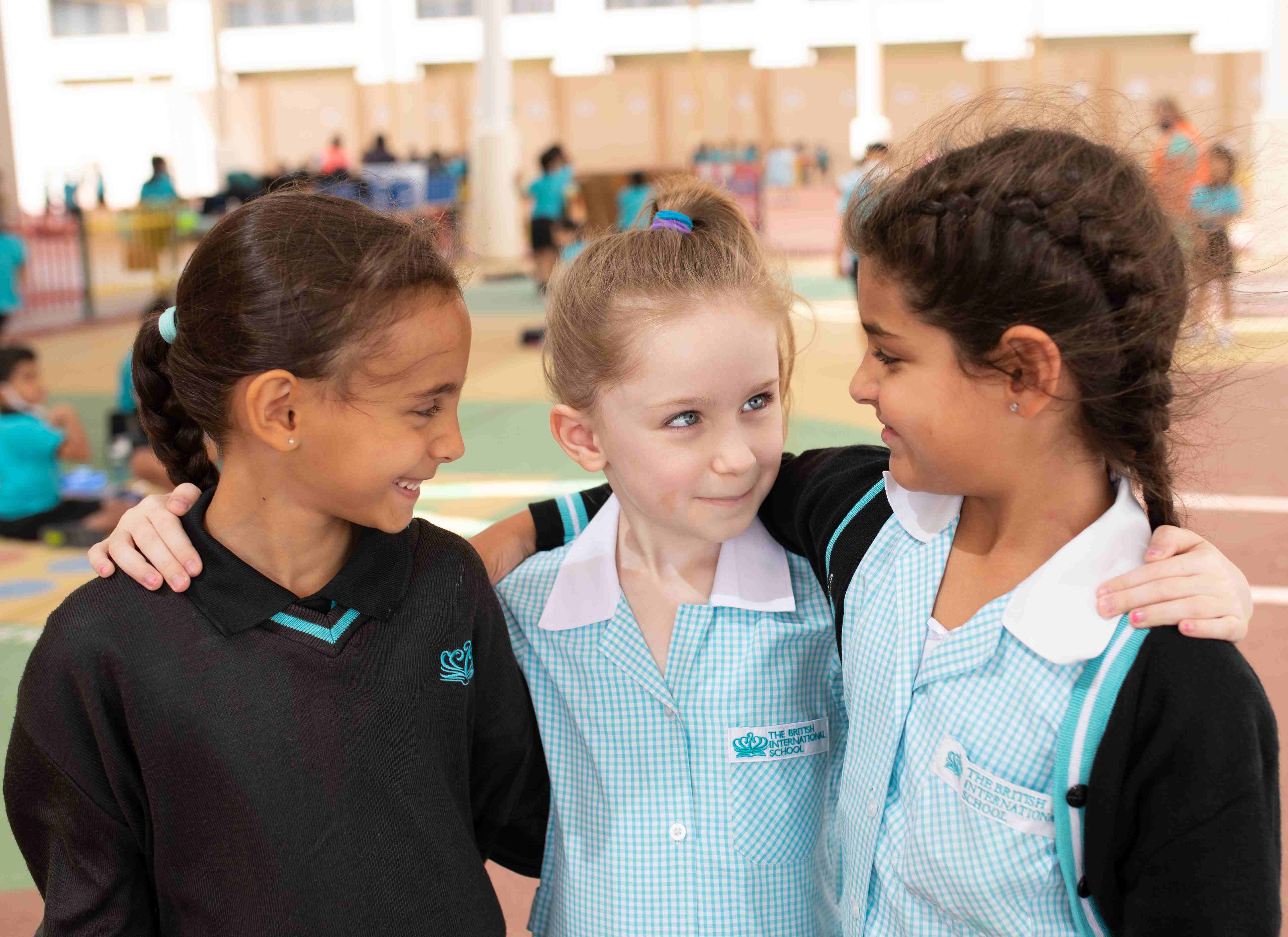 Parent Essentials | BIS Abu Dhabi - 05 Feature Cards Pattern