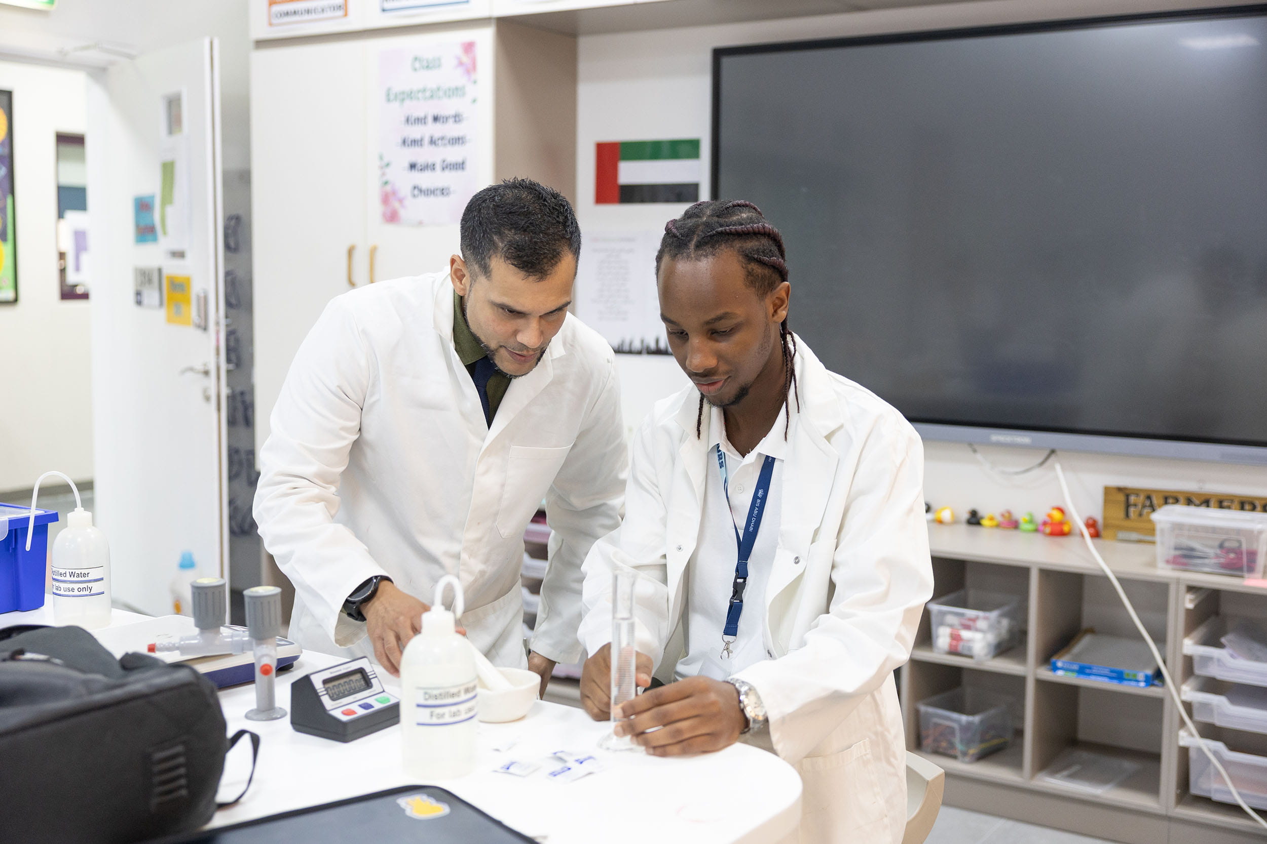 The British International School Abu Dhabi | BISAD - Image-50-pattern