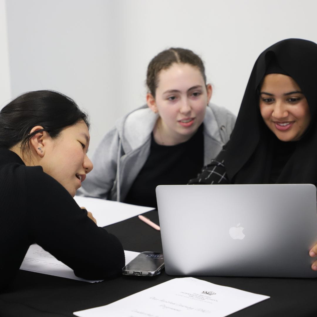 IB School in Abu Dhabi | BIS Abu Dhabi - Image-50-50 1