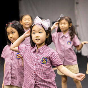 Parent Essentials - Copy of 04 - Feature Cards Pattern - Creativity and Culture