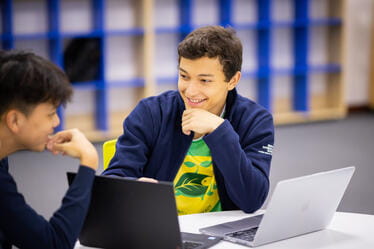 학업적 우수성 | 하노이 영국 국제학교(BIS HANOI) - Visual Time Line Tabs