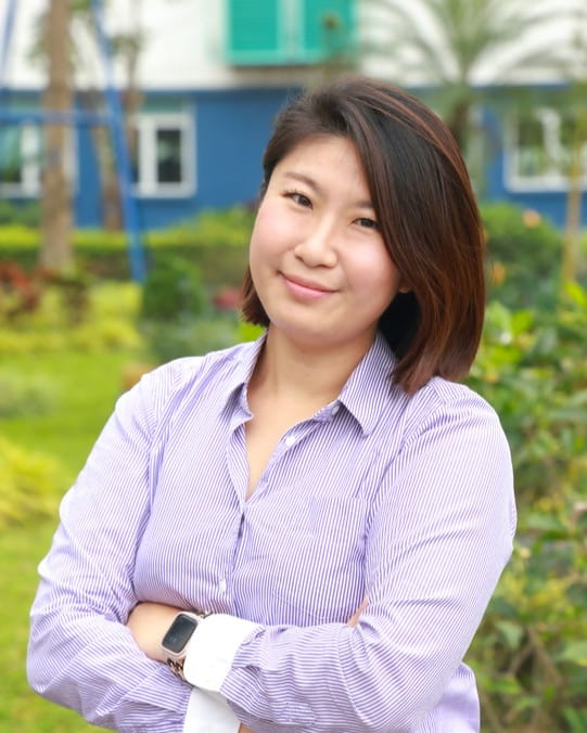 University Guidance at BIS Hanoi | Student Success at Top Global Universities  - Feature Cards Pattern 2