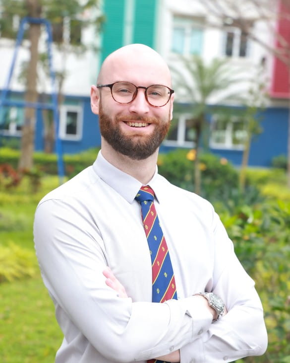 University Guidance at BIS Hanoi | Student Success at Top Global Universities  - Feature Cards Pattern 2