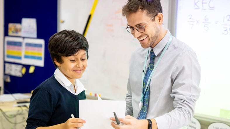 British International School Hanoi | BIS Hanoi | Nord Anglia - 06-Feature Cards Pattern