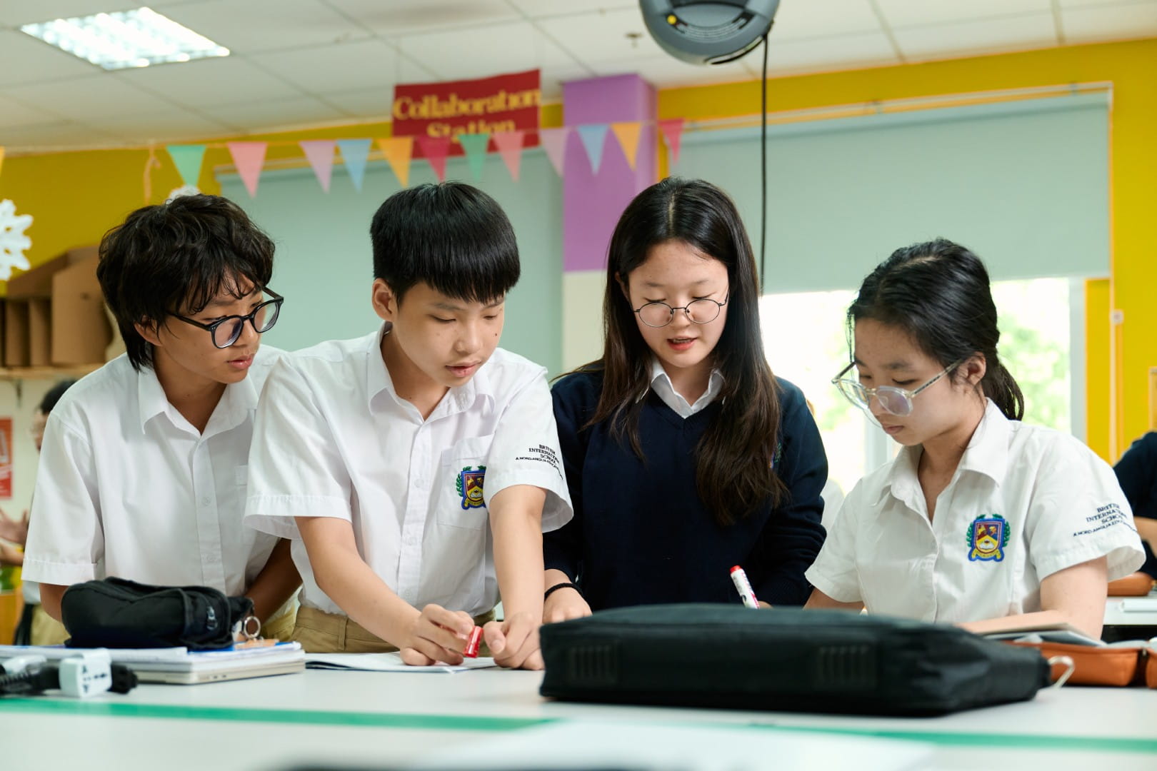 Tuyển Sinh - Trường Quốc Tế Anh BIS Hà Nội - 01 - Level 2 Page Header With Text Only