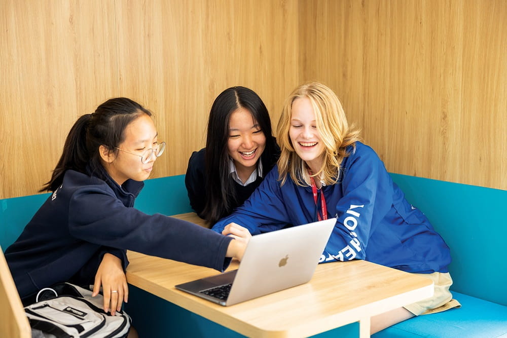 BIS Hanoi launches its Academic Scholarship Programme for Secondary students - Carousel For News Detail