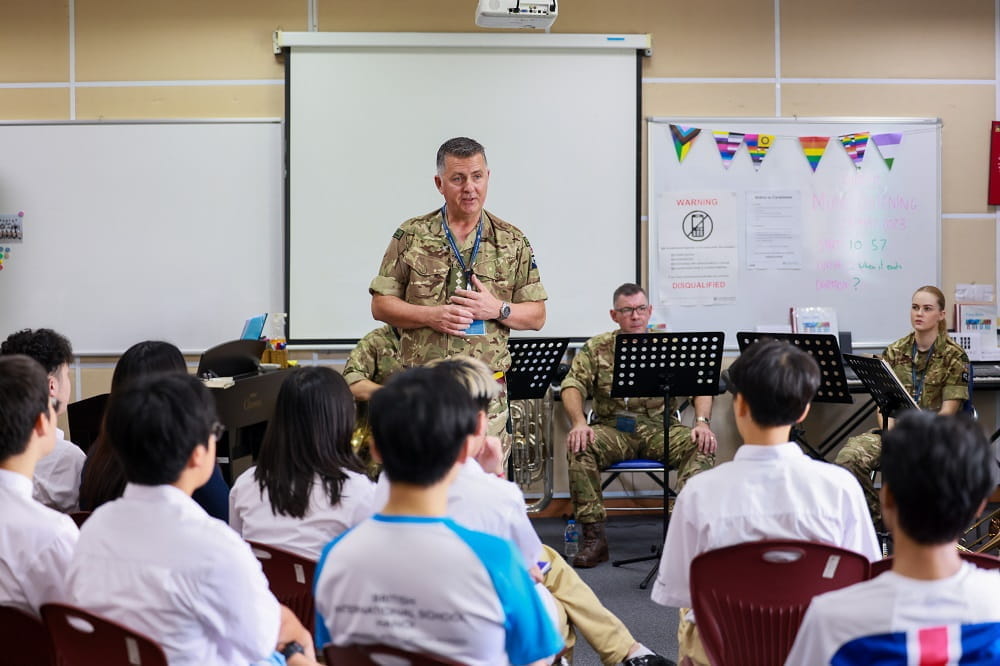 The Royal Regiment of Fusiliers visit | BIS Hanoi