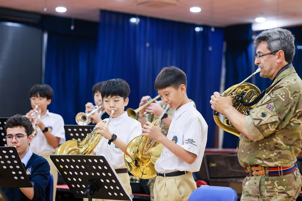 The Royal Regiment of Fusiliers visit | BIS Hanoi