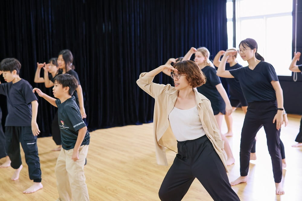 Theatre Dance Workshop | BIS Hanoi