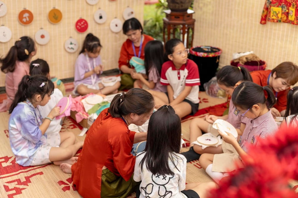 Sắc màu đa văn hóa tại Lễ hội Quốc tế trường BIS Hà Nội | Trường Quốc tế Anh BIS Hà Nội - Parents Booth