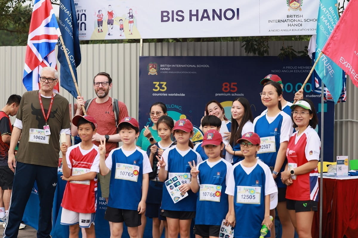 Thúc đẩy tinh thần cộng đồng BIS Hà Nội tại giải chạy BritCham Fun Run 2023 | Trường Quốc tế Anh BIS Hà Nội - Fostering Community Spirit at the BritCham Fun Run 2023