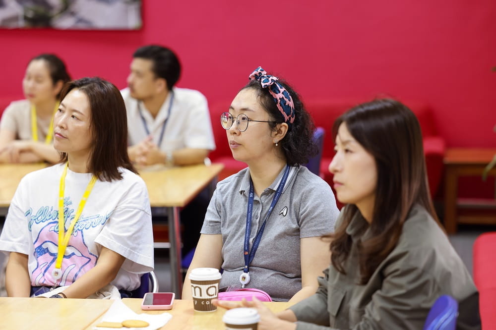 Primary Coffee Morning | BIS Hanoi