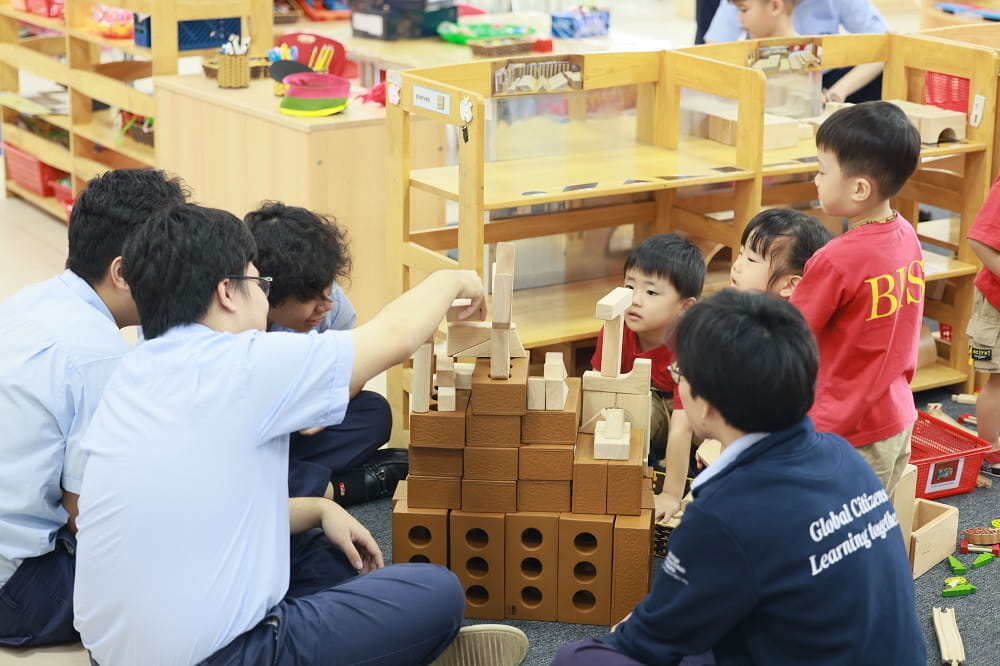 Year 13 Stay and Play | BIS Hanoi