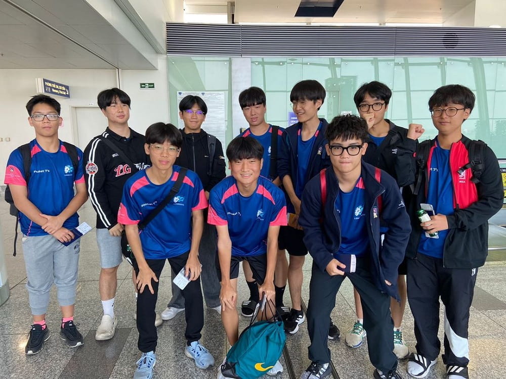 BIS Hanoi Football Over 15 Team
