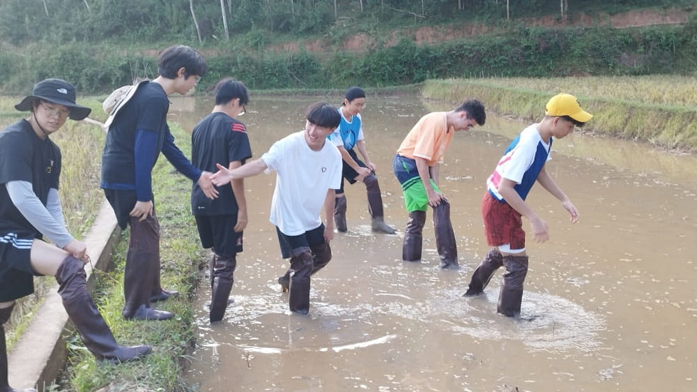 secondary residential trip | bis hanoi