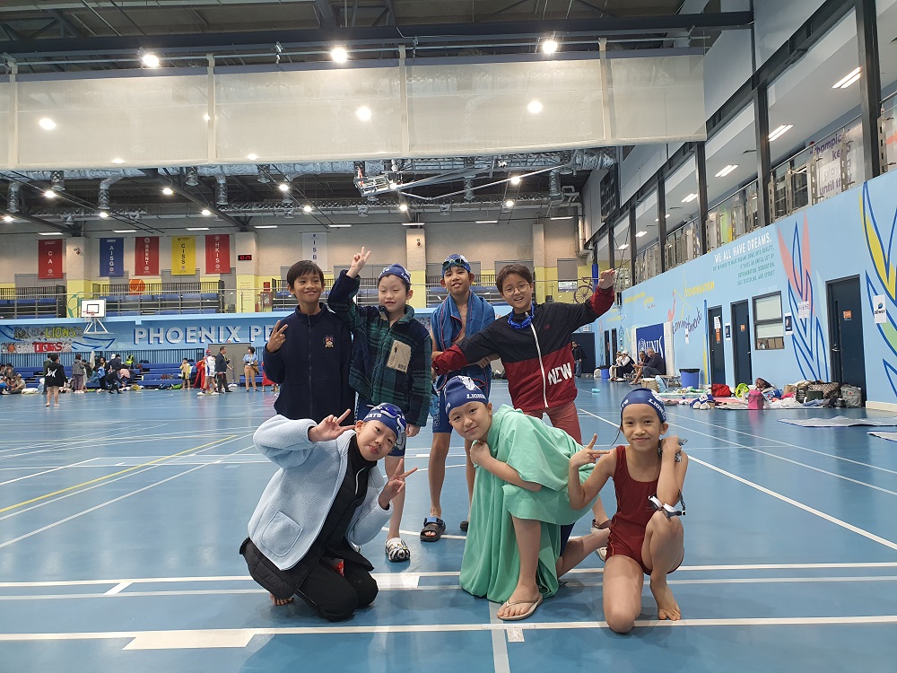 BIS Hanoi Student at UNIS Swim Gala