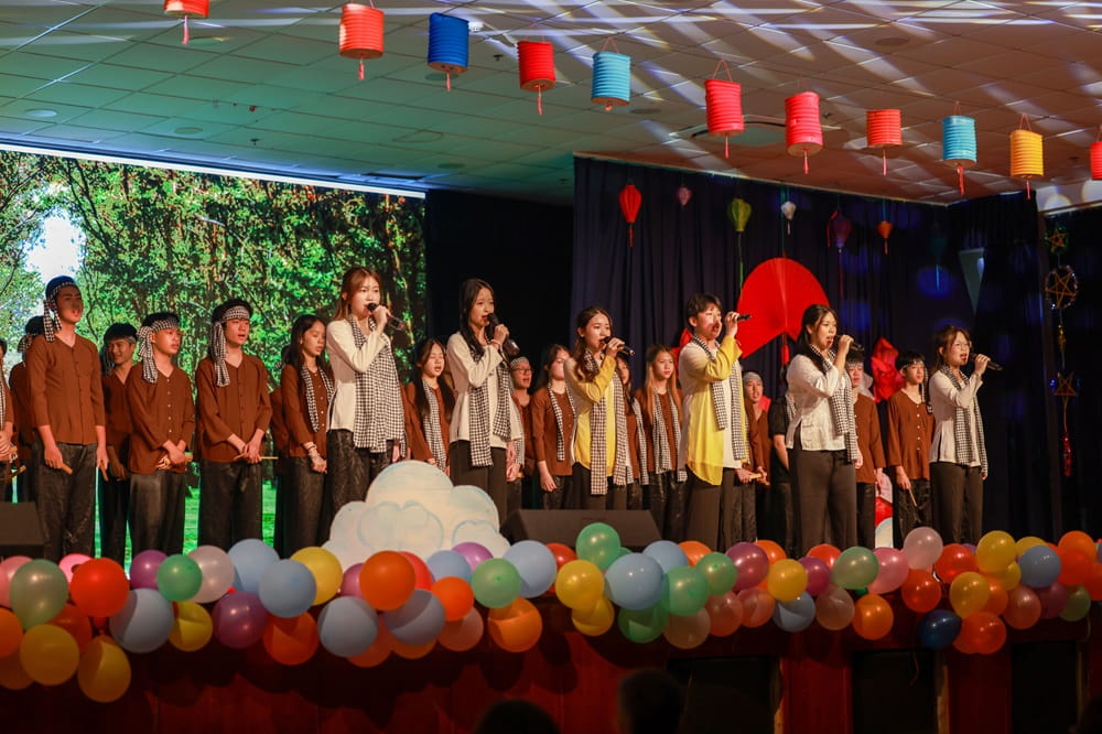 Moon festival at BIS Hanoi bursts with cultural vibrancy | British International School Hanoi - moon festival 1
