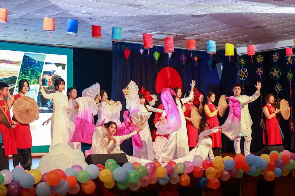 Lễ hội Trung thu tràn ngập sắc màu văn hóa Việt Nam tại BIS Hà Nội | Trường Quốc tế Anh Hà Nội - moon festival 1