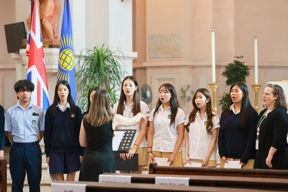 Lợi ích của quá trình sáng tạo và tự soi chiếu trong bộ môn Nghệ thuật Biểu diễn tại BIS Hà Nội | Trường Quốc tế Anh Hà Nội - Performing Arts 2024