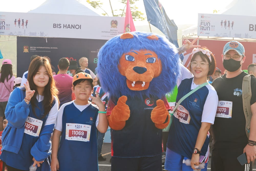 Cộng đồng trường BIS Hà Nội cùng nhau tham gia giải chạy từ thiện BritCham Fun Run 2024 - Britcham Fun Run 2024