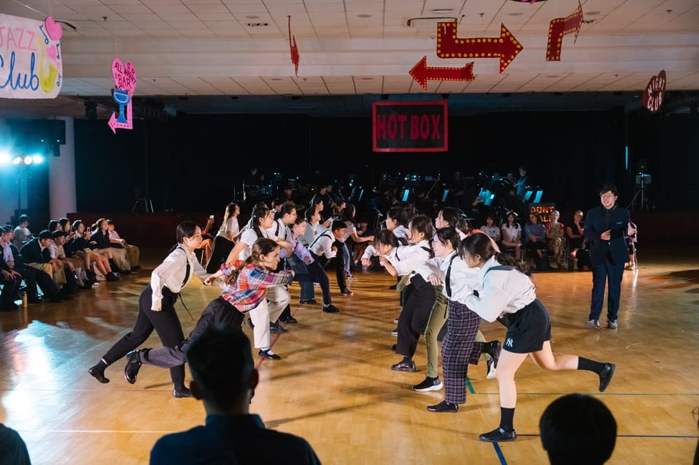 Học sinh BIS Hà Nội trình diễn vở nhạc kịch Broadway nổi tiếng 'Guys and Dolls' | Trường Quốc tế Anh Hà Nội - secondary production 1