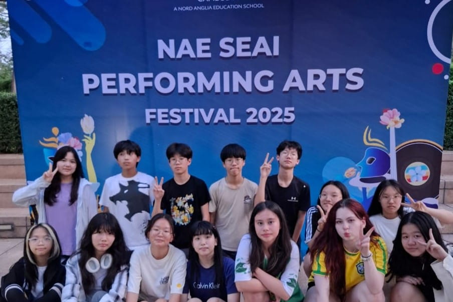 “Kịch nghệ không chỉ là diễn xuất”: Cách học sinh BIS Hà Nội tìm kiếm tiếng nói tại lễ hội biểu diễn nghệ thuật Nord Anglia - How BIS Hanoi students found their voice in Cambodia