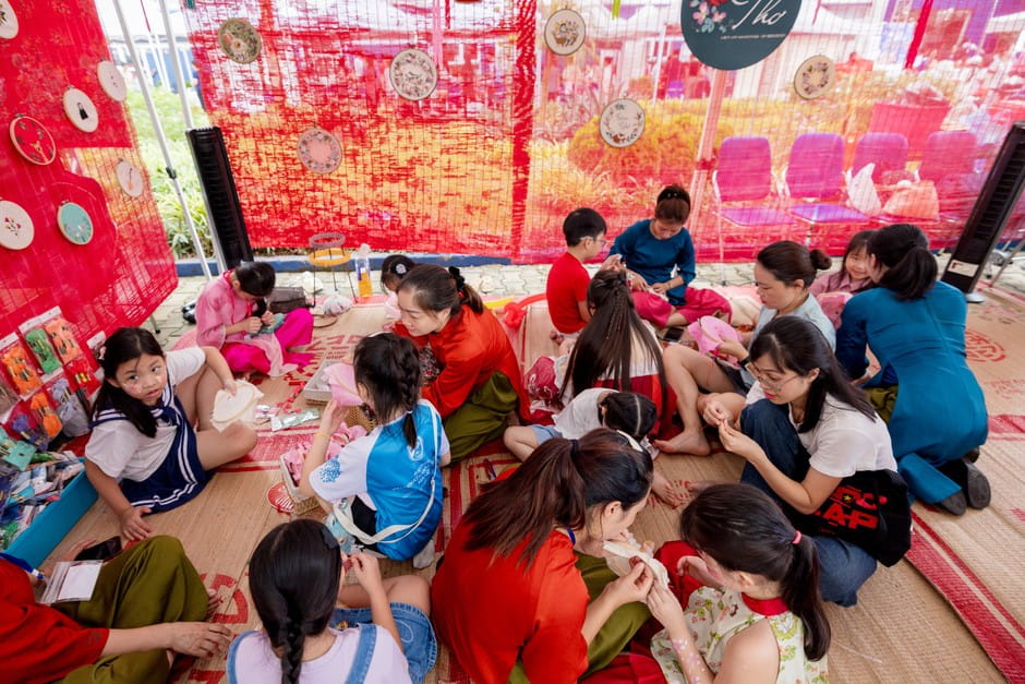 The International Festival 2025 celebrates the vibrant spirit of the global community at BIS Hanoi | British International School Hanoi - Carousel For News Detail