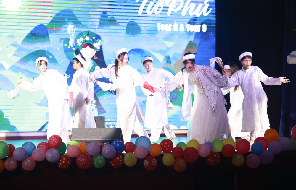 BIS Hà Nội tưng bừng sắc màu truyền thống trong buổi sinh hoạt mừng Trung Thu | Trường Quốc tế Anh Hà Nội - Carousel For News Detail