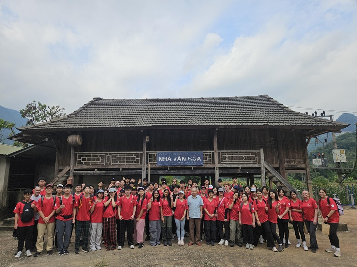 From mountains to coastlines: BIS Hanoi students embark on unforgettable learning journeys across Vietnam - BIS Hanoi students embark on unforgettable learning journeys across Vietnam