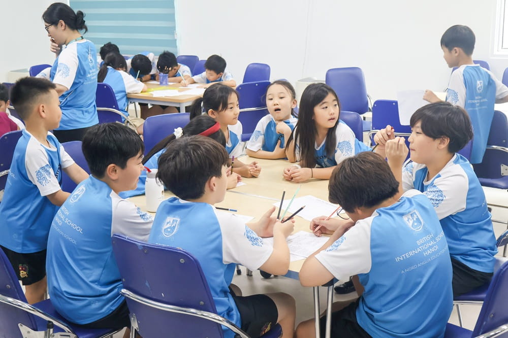 Lan tỏa niềm vui đọc sách: Tuần lễ Sách tại BIS Hà Nội | Trường Quốc tế Anh BIS Hà Nội - 2