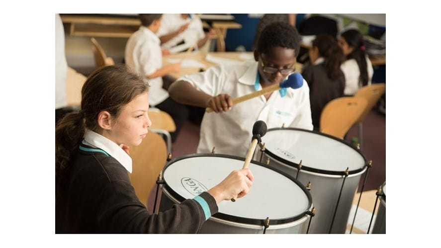 210058paddedw780h585of1FFFFFF32577bisad2015_3722