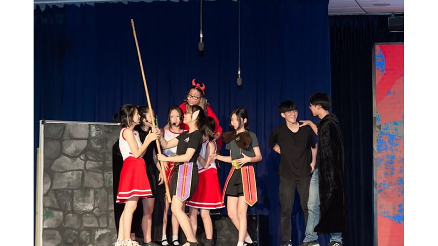 Màn trình diễn tuyệt vời của học sinh trong vở kịch "She Kills Monsters" | Trường Quốc tế Anh BIS Hà Nội-our-amazing-performance-of-she-kills-monsters-GP9_1646