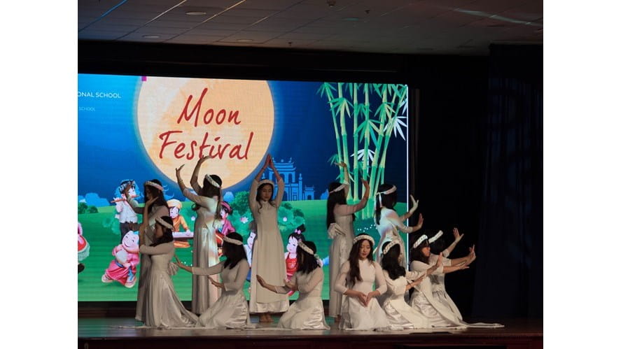 Tết Trung Thu Diệu Kỳ - BIS Hà Nội-vietnams-magical-moon-festival-2020 09 18  Moon Festival  Assembly  P9180116